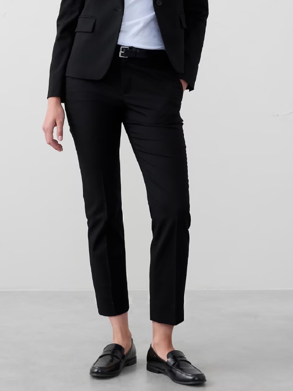 Banana Republic Ryan Stretch Twill Ankle Pants, size 6, Black